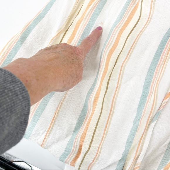 ✅ PRIVACY PLEASE STRIPED MAXI DRESS WITH TIE BACK SIZE X-SMALL - Picture 4 of 5